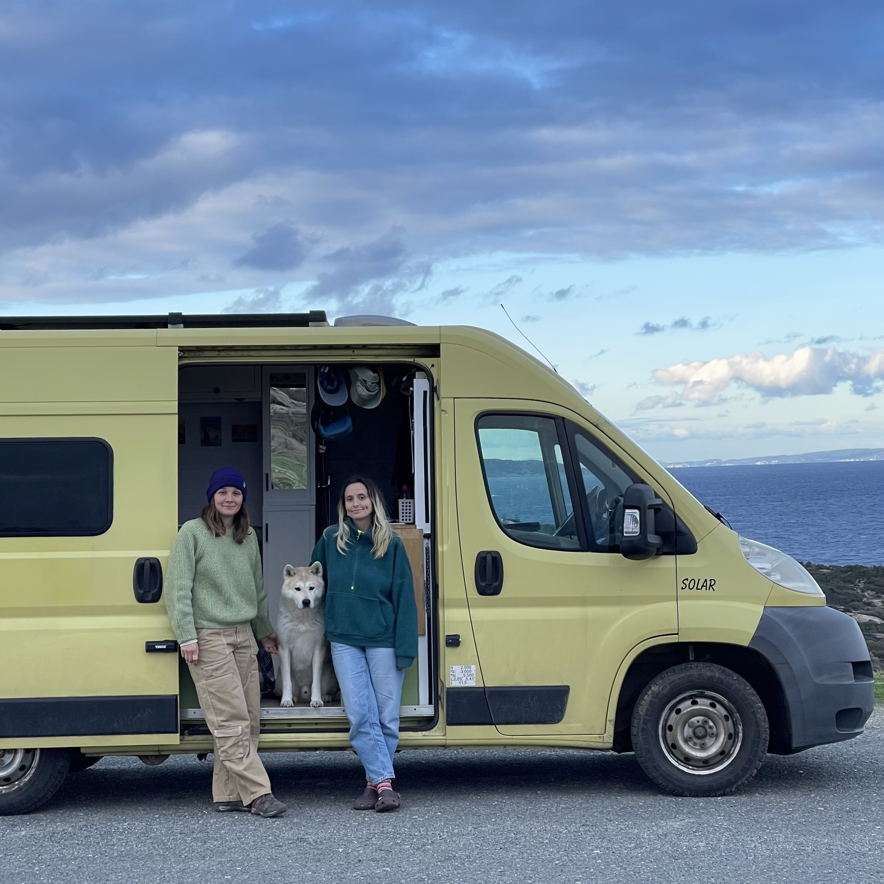 Souvenir de van life de Léa et Élodie